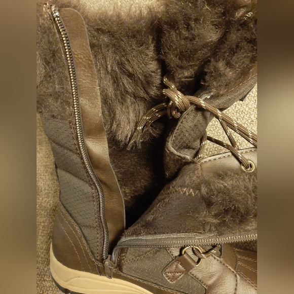 Sz 7.5 Snow Boots 3M Thinsulate - Picture 4 of 5